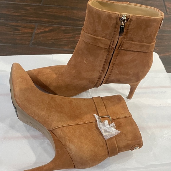 Nine West Dian 9X9 ankle boots - Picture 1 of 8
